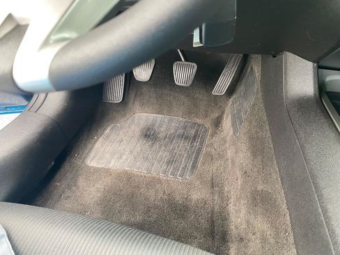 Used 2010 Chevrolet Camaro LT RWD image 33