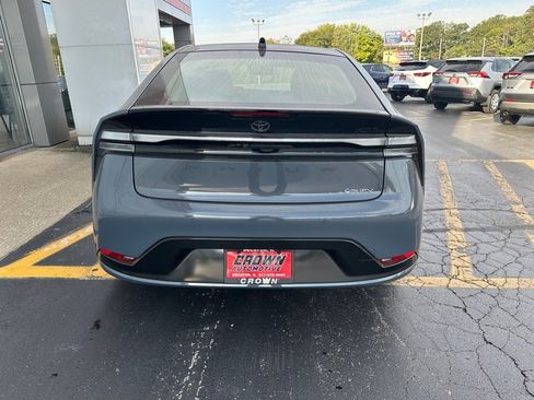 New 2026 Toyota Prius Plug-In Hybrid image 8