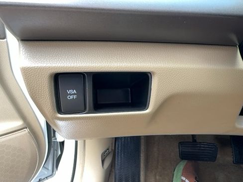 Used 2009 Honda Accord LX-P image 10