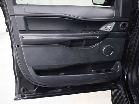 Used 2020 Ford Expedition Max XLT w/ Equipment Group 202A image 16