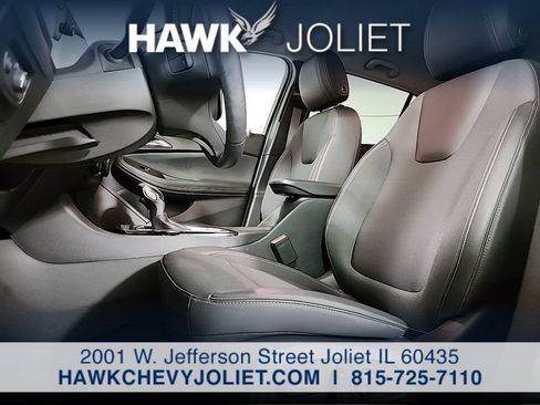 Used 2024 Buick Encore GX Preferred w/ Comfort Package AWD/4WD image 11