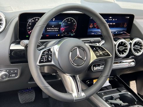 Certified 2026 Mercedes-Benz GLA 250 4MATIC image 14