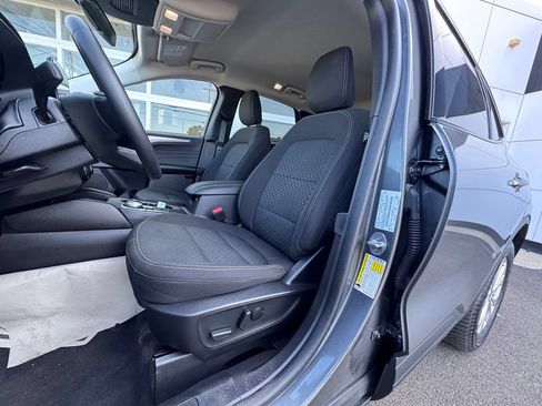 Used 2023 Ford Escape Active w/ Cold Weather Package FWD image 14