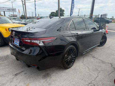 Used 2021 Toyota Camry XSE FWD image 4
