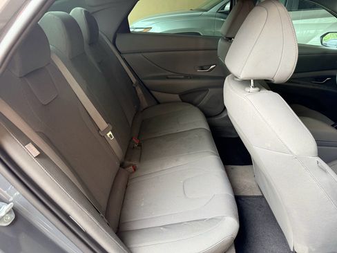 Used 2024 Hyundai Elantra SE FWD image 27