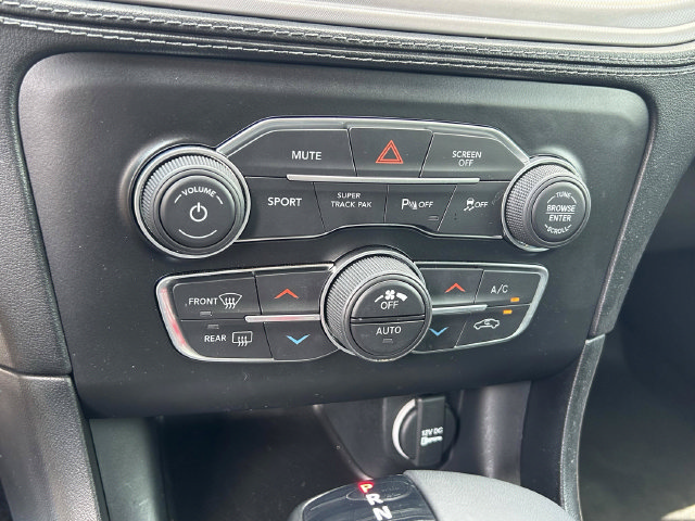 Used 2023 Dodge Charger R/T w/ Plus Group RWD image 25