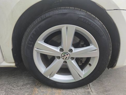 Used 2012 Volkswagen Passat 2.5 SE FWD image 46