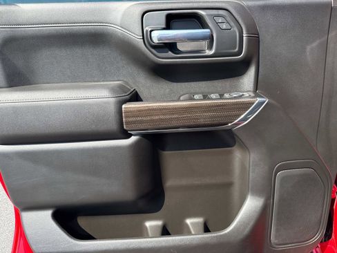 Used 2022 Chevrolet Silverado 1500 LT Trail Boss w/ Safety Package image 16