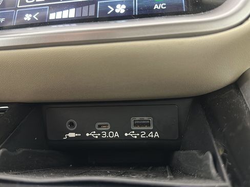 Used 2025 Subaru Legacy Limited AWD/4WD image 15