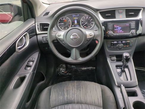 Used 2018 Nissan Sentra SV image 17