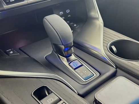 New 2025 Lexus LX 700h Overtrail image 15