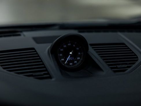 Used 2024 Porsche 911 Carrera S w/ Sport Package image 46