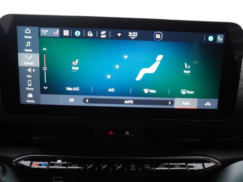 New 2025 FIAT 500 e image 22