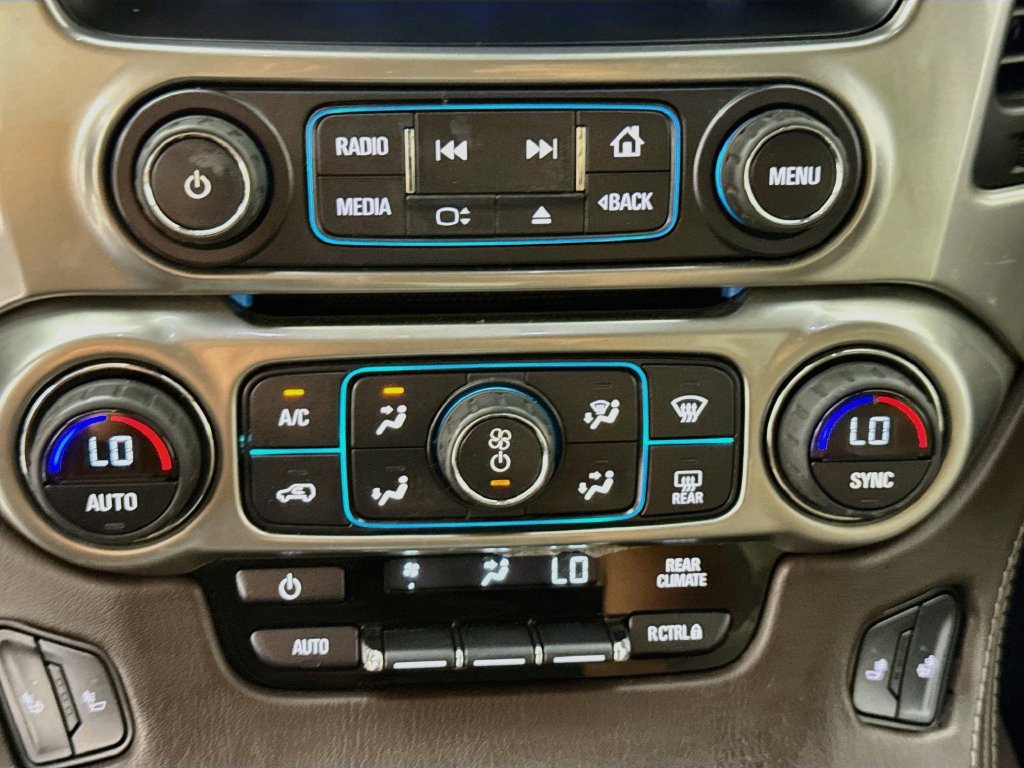 Used 2015 Chevrolet Tahoe LT w/ Luxury Package RWD image 18