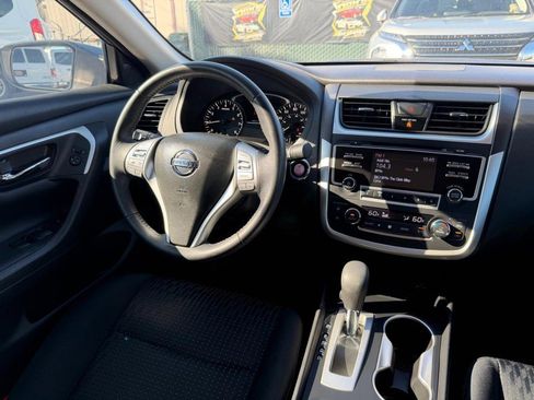 Used 2016 Nissan Altima 2.5 SV image 24