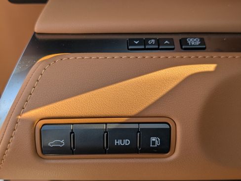 Certified 2021 Lexus LC 500 Coupe w/ Sport Package image 20