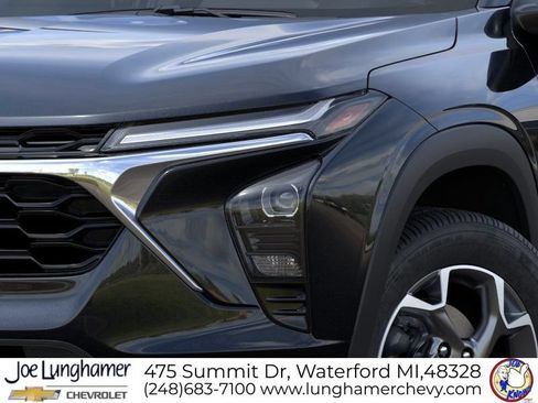 New 2026 Chevrolet Trax LT w/ Driver Confidence Package FWD image 12