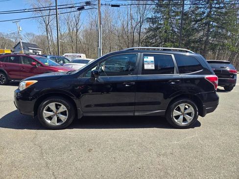 Used 2014 Subaru Forester 2.5i Premium w/ All-Weather Package AWD/4WD image 12