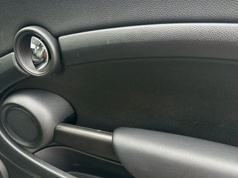 Used 2013 MINI Cooper Hardtop image 16