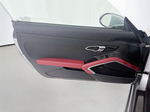 Used 2024 Porsche 718 Cayman w/ Premium Package RWD image 6