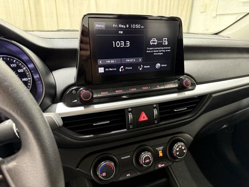 Used 2024 Kia Forte LXS FWD image 11