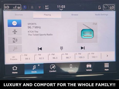 New 2025 Chrysler Pacifica Select FWD image 12