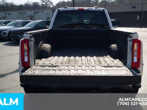 Used 2025 Ford F350 XLT image 8