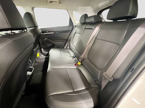 Certified 2025 Kia Seltos EX FWD image 23