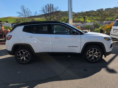 New 2026 Jeep Compass Limited image 4