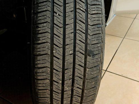 Used 2021 Chevrolet Malibu LS image 31