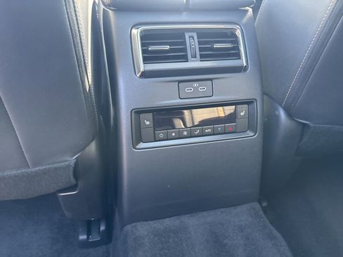 Used 2024 MAZDA CX-90 3.3 Turbo w/ Premium Plus Pkg image 10