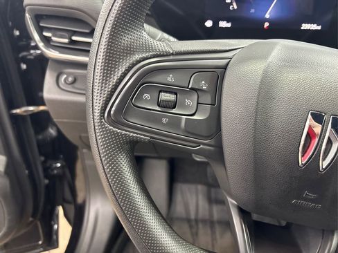 Used 2024 Buick Envista Preferred image 27