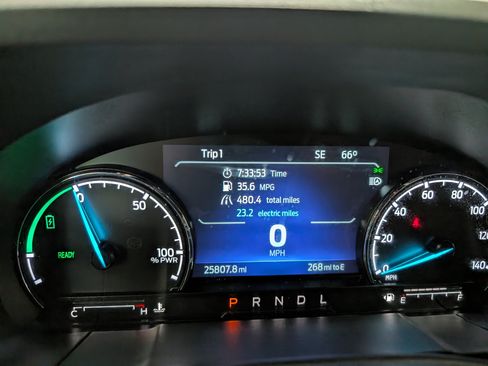 Used 2024 Ford Maverick Lariat FWD image 19