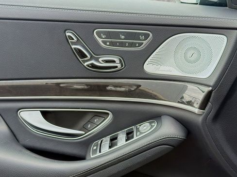 Used 2020 Mercedes-Benz S 450 Sedan image 22