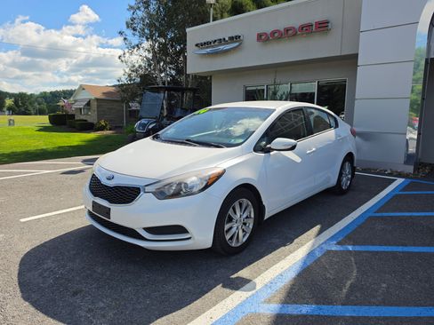 Used 2014 Kia Forte LX w/ Popular Package FWD image 7
