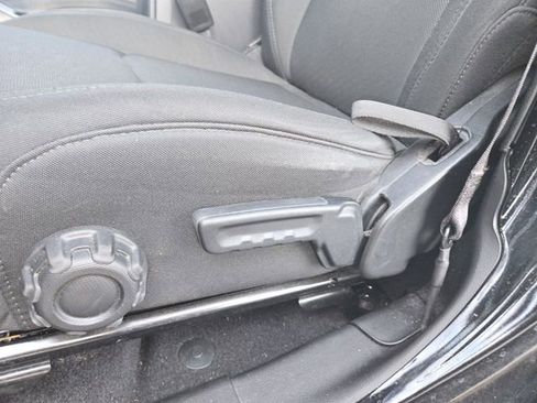 Used 2022 Jeep Wrangler Unlimited Sport w/ Sun And Sound Package AWD/4WD image 12