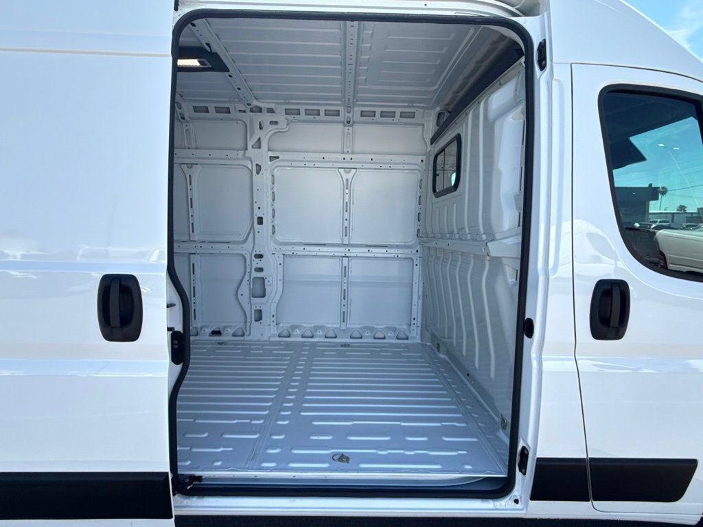 New 2026 RAM ProMaster 3500 w/ Safety Group FWD image 16