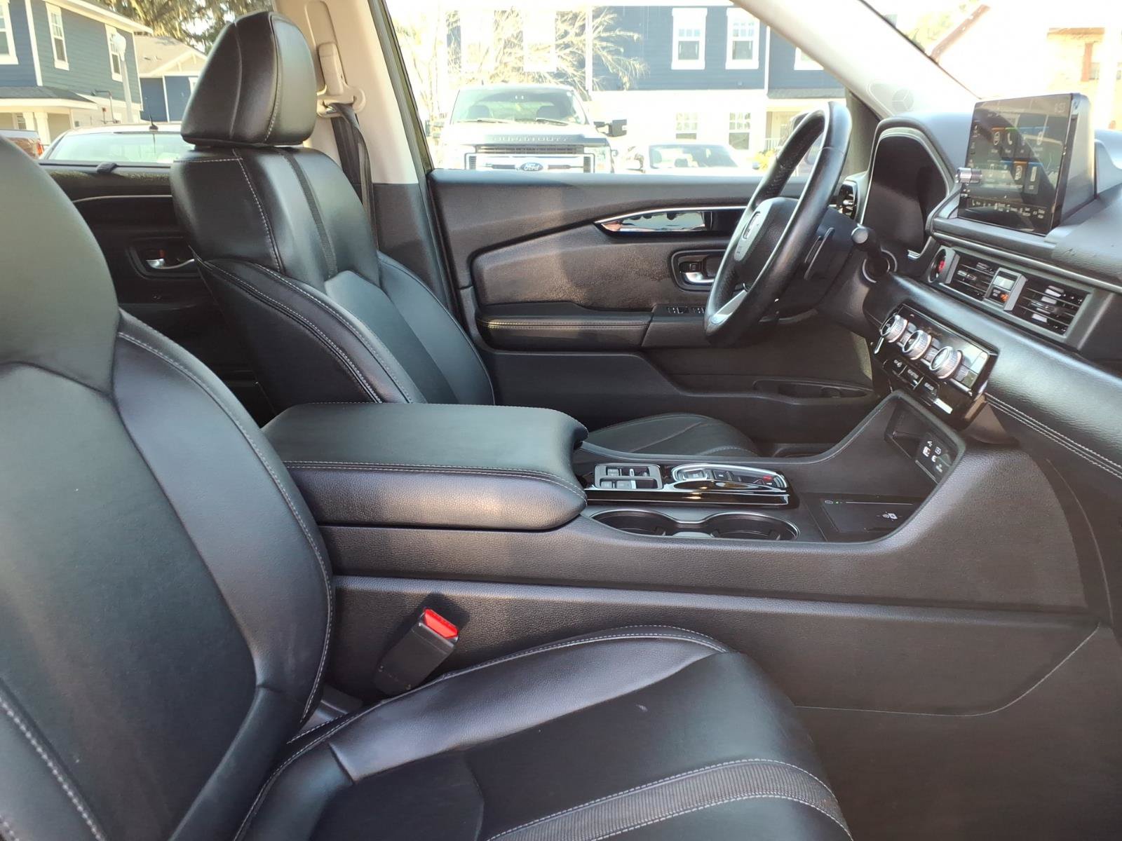 Used 2023 Honda Pilot EX-L image 11