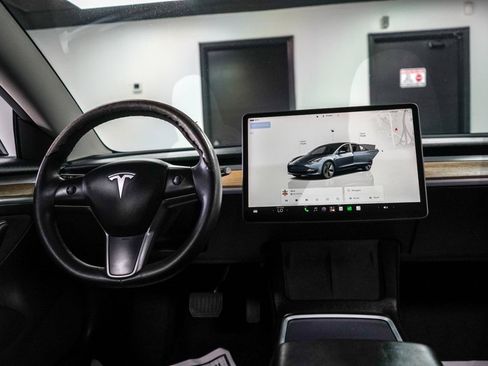 Used 2023 Tesla Model 3 Standard Range RWD image 10
