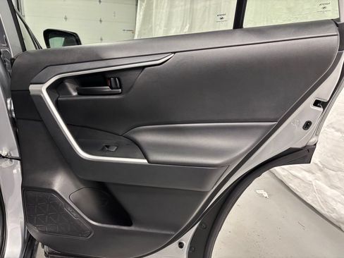 Used 2025 Toyota RAV4 LE AWD/4WD image 48