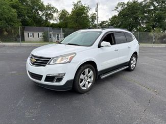 Used 2017 Chevrolet Traverse LT w/ Style and Technology Package FWD video 1