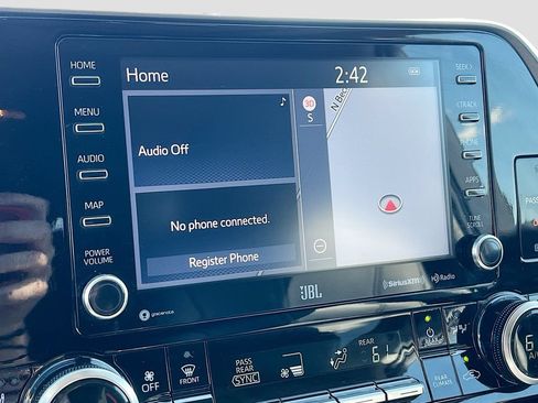Used 2022 Toyota Highlander Limited AWD/4WD image 15