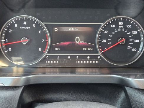 Used 2023 Kia Sorento LX FWD image 14