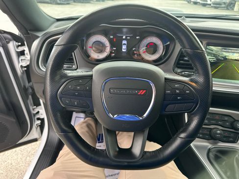 Used 2021 Dodge Challenger R/T Scat Pack w/ Shaker Package image 17