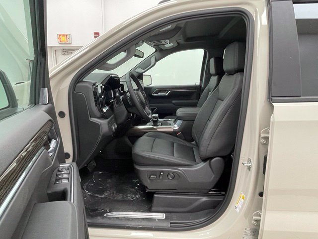 New 2026 Chevrolet Silverado 1500 RST w/ RST All Star Premium Package AWD/4WD image 14