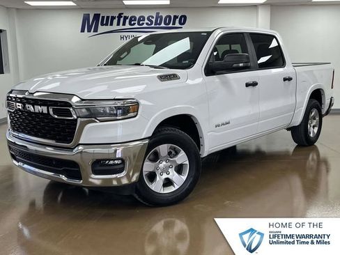 Used 2025 RAM 1500 Big Horn image 1