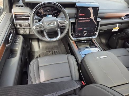 New 2026 GMC Yukon XL Denali w/ Denali Reserve Package AWD/4WD image 10