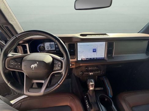 Used 2023 Ford Bronco Outer Banks w/ Sasquatch Package image 36