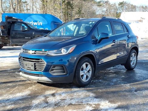Used 2020 Chevrolet Trax LT image 1
