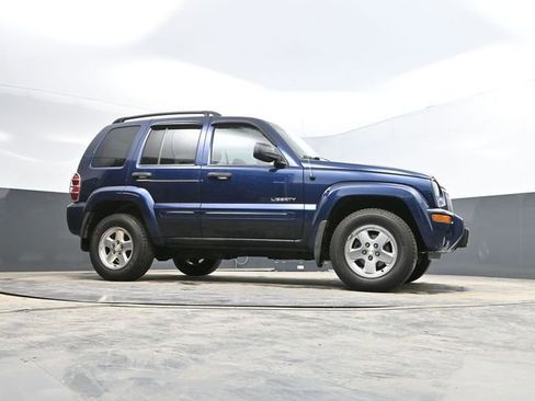 Used 2004 Jeep Liberty Limited w/ Trailer Tow Group image 45
